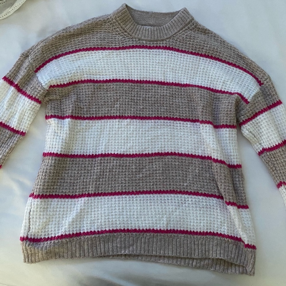 American Eagle sweater